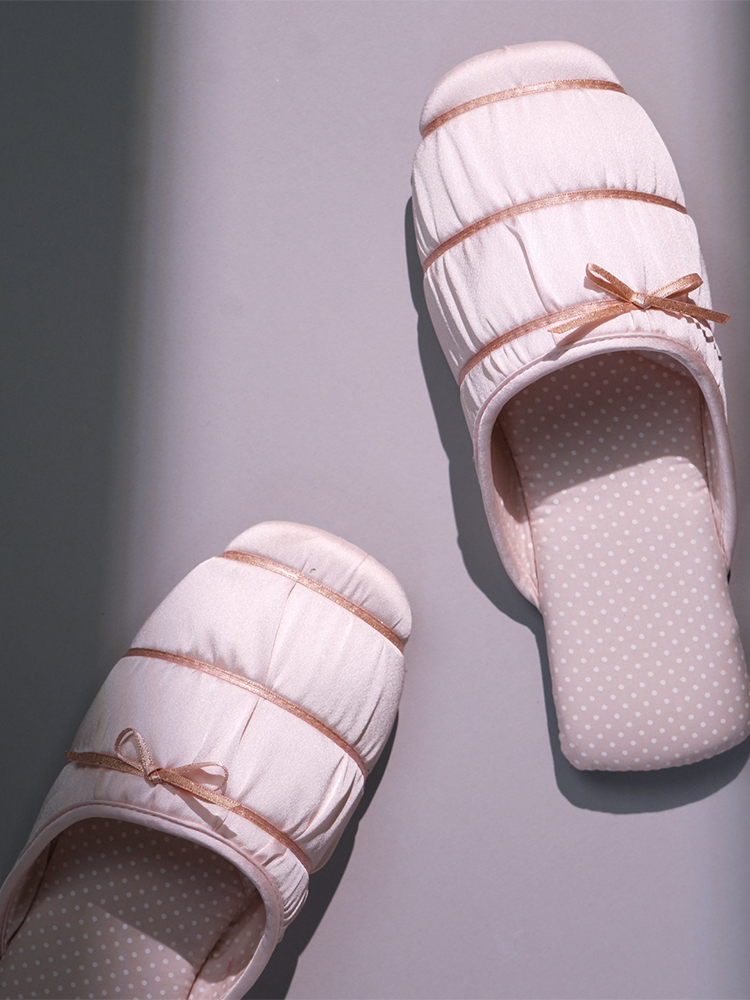 Cotton Embroidered House Slippers Breathable Flat Non Slip Quiet Indoor