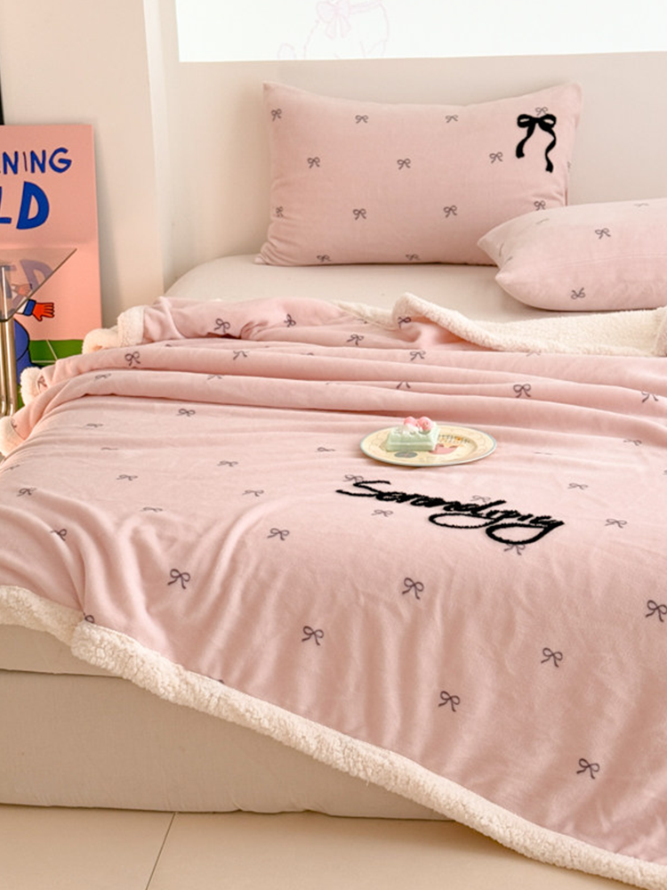 Cartoon Ultra Soft Plush Fleece Throw Blanket Fall Winter