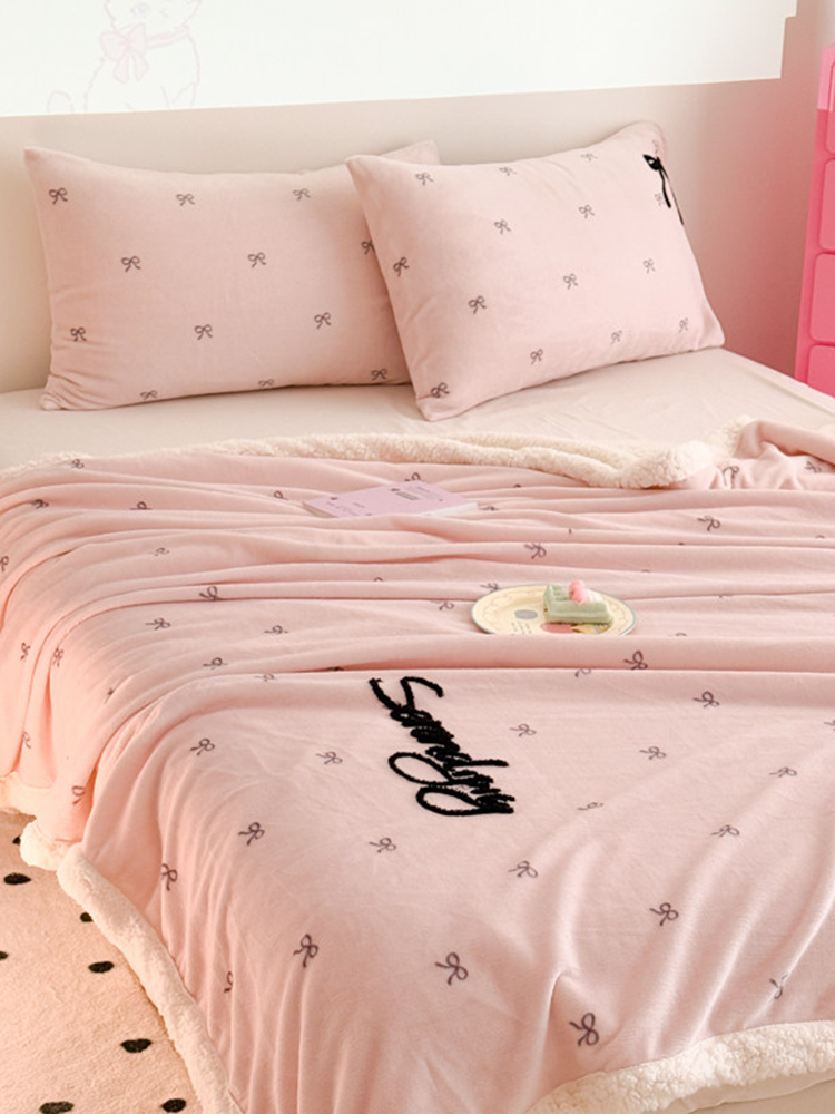 Cartoon Ultra Soft Plush Fleece Throw Blanket Fall Winter