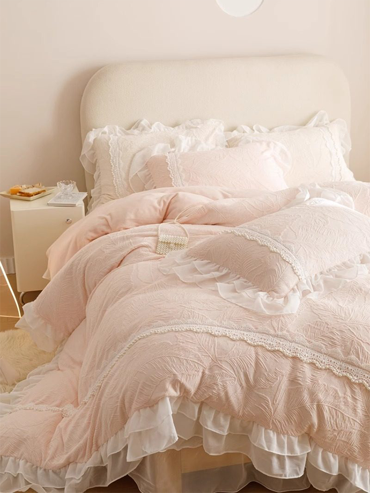 French Romantic Ultra Soft Plush Fleece Bedding Set Lace Princess Bed Skirt