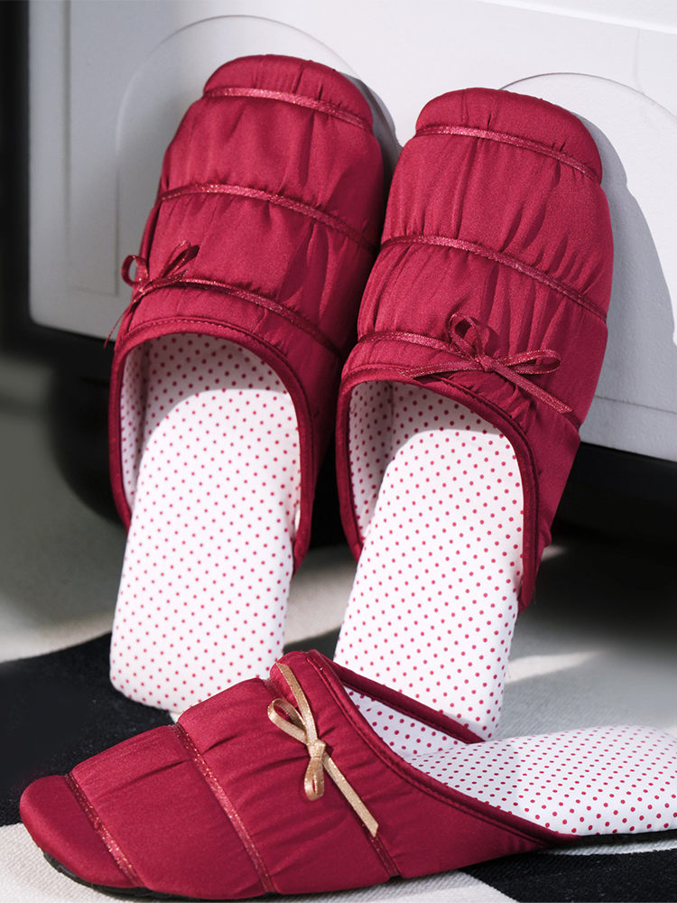 Cotton Embroidered House Slippers Breathable Flat Non Slip Quiet Indoor