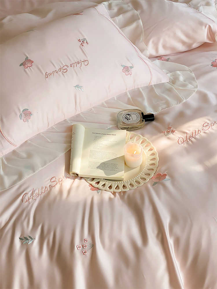Luxury Tencel Bedding Set Cooling Silky Lace Flat Sheet
