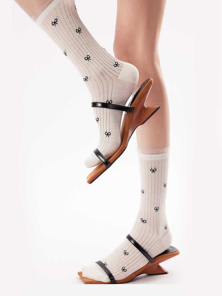 Mesh Ruffle Crew Socks