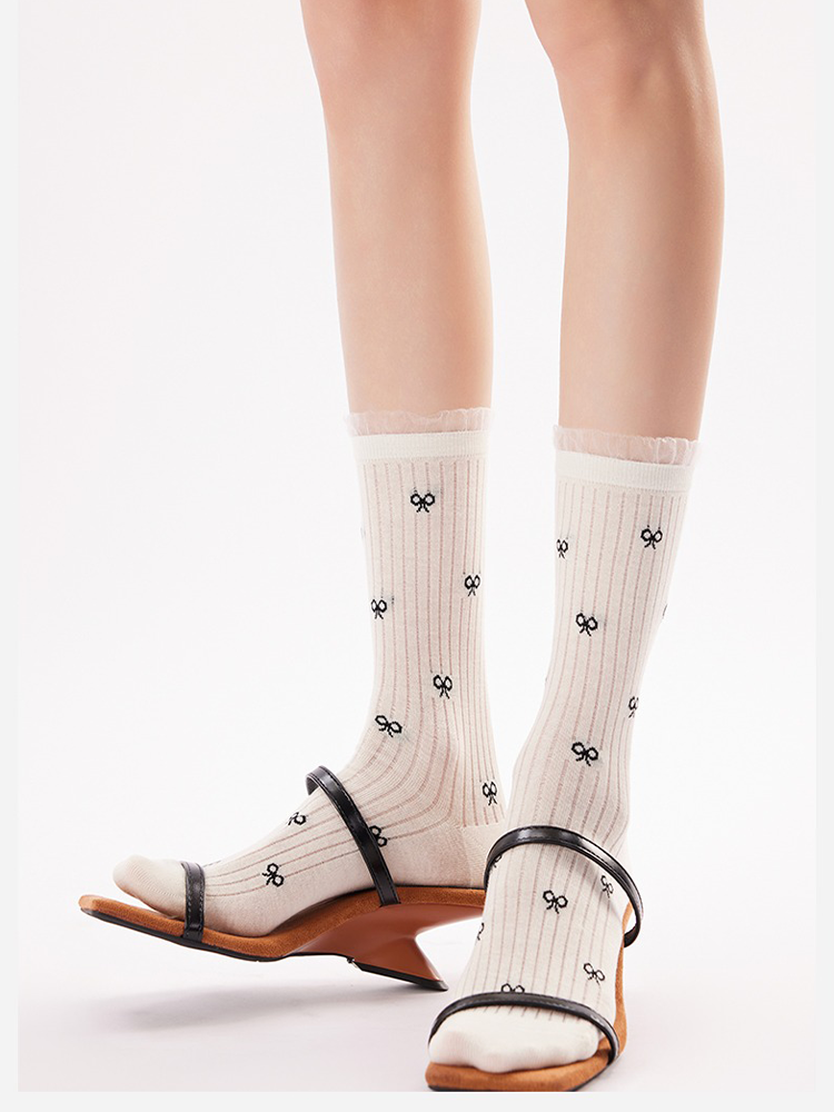 Mesh Ruffle Crew Socks