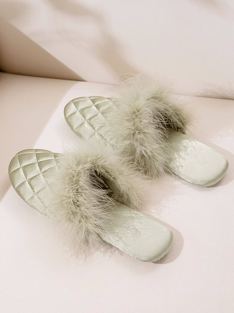Closed-Toe Fuzzy House Slippers Quiet Indoor Home