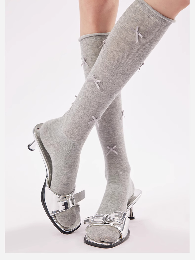 Gray Ruffle Bow Socks