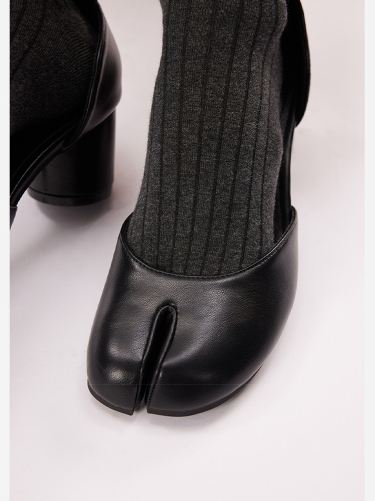 Tabi Bubble Toe Socks