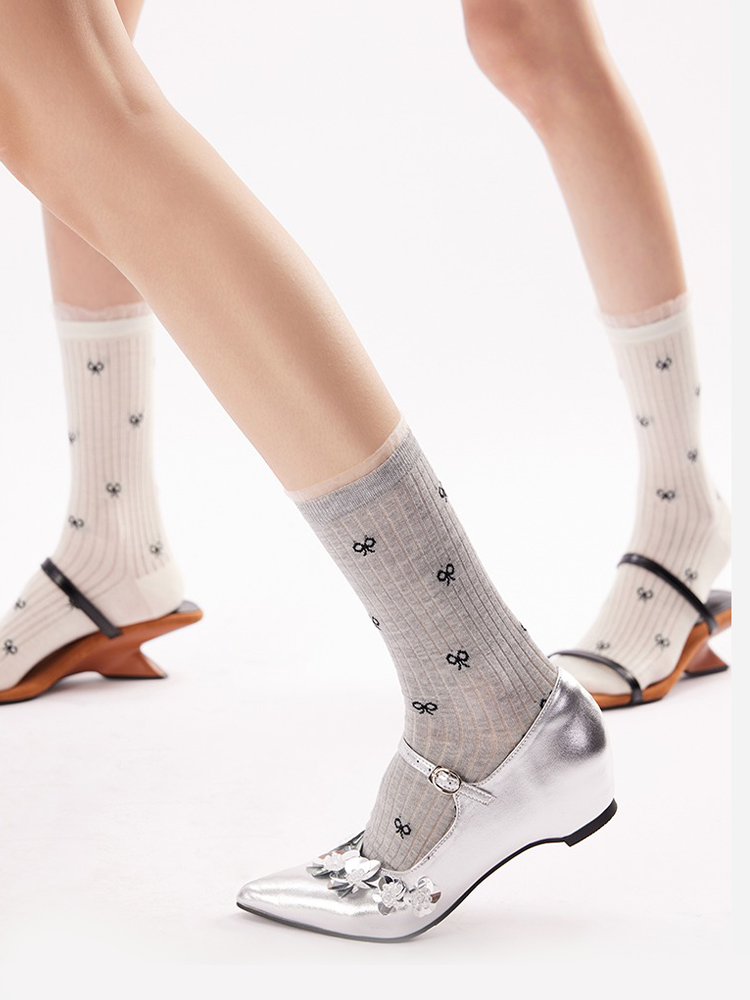 Mesh Ruffle Crew Socks