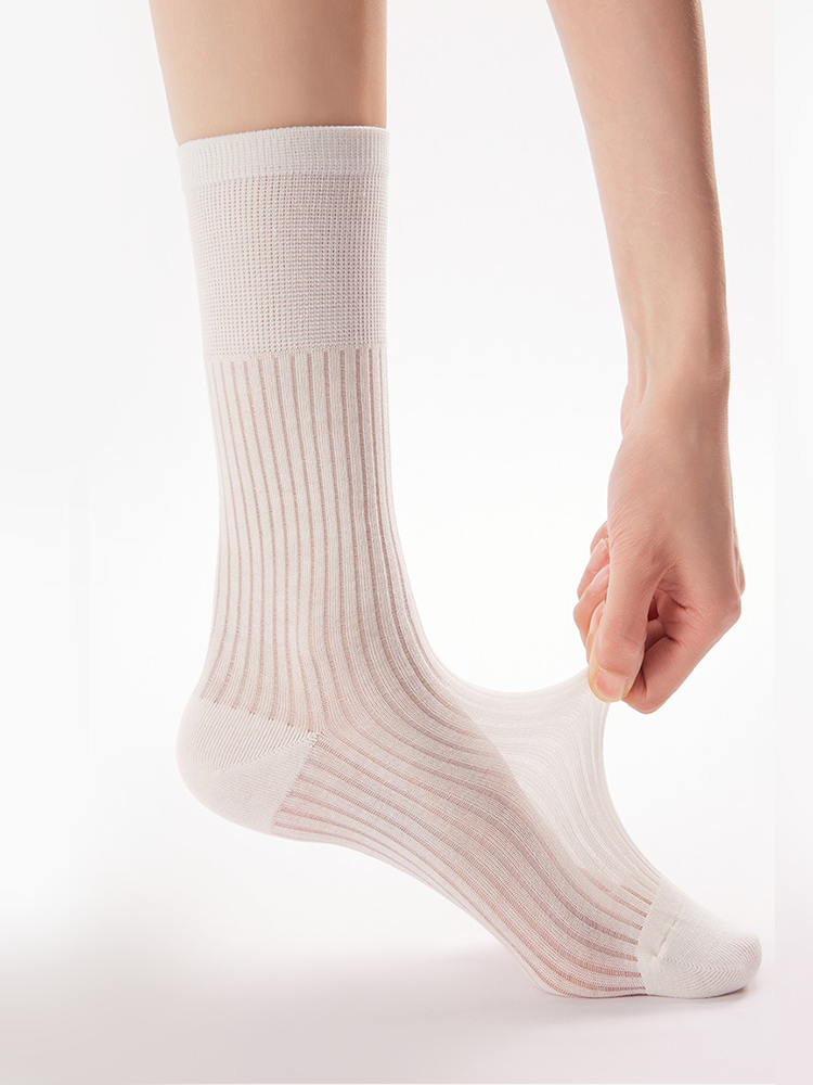 Mesh Ribbed Crew Socks