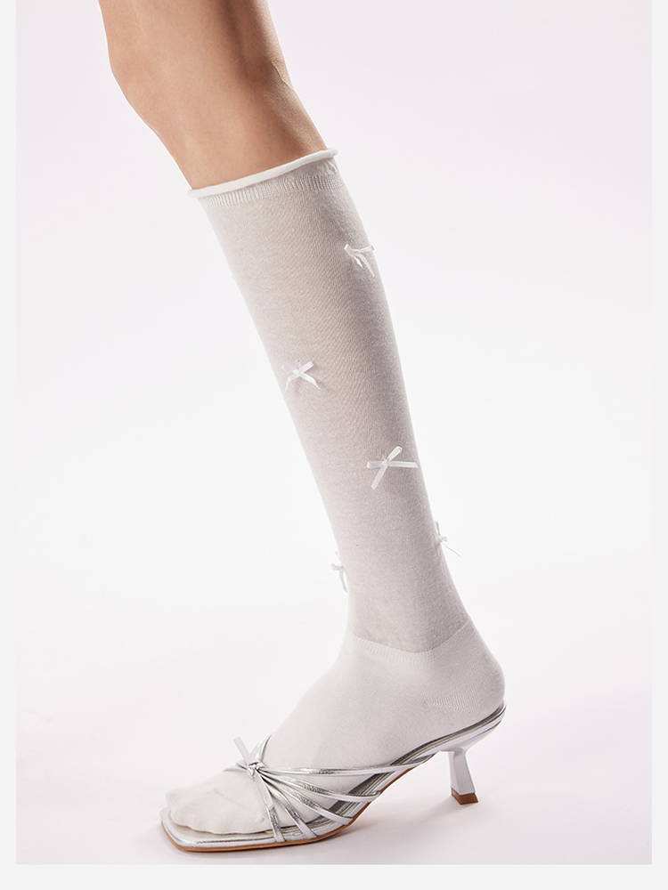 Gray Ruffle Bow Socks