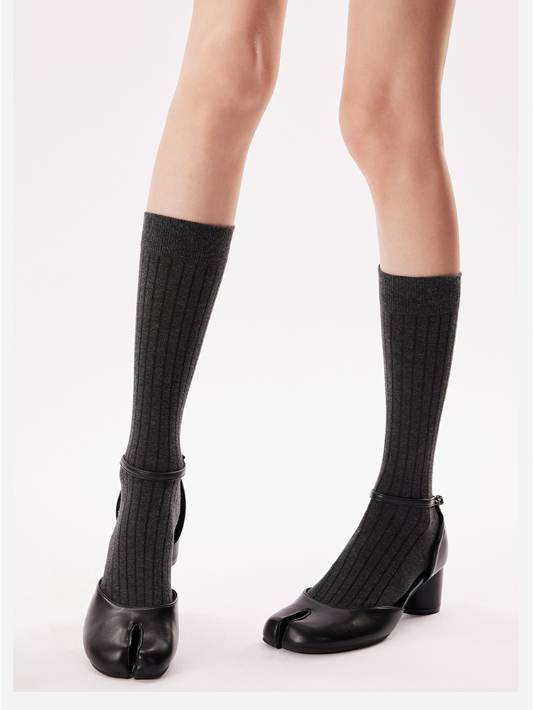 Tabi Bubble Toe Socks