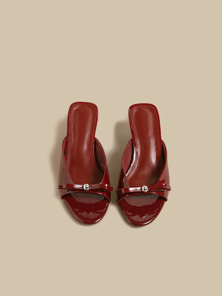 Polka Dot Pointed Toe Bow Sandals