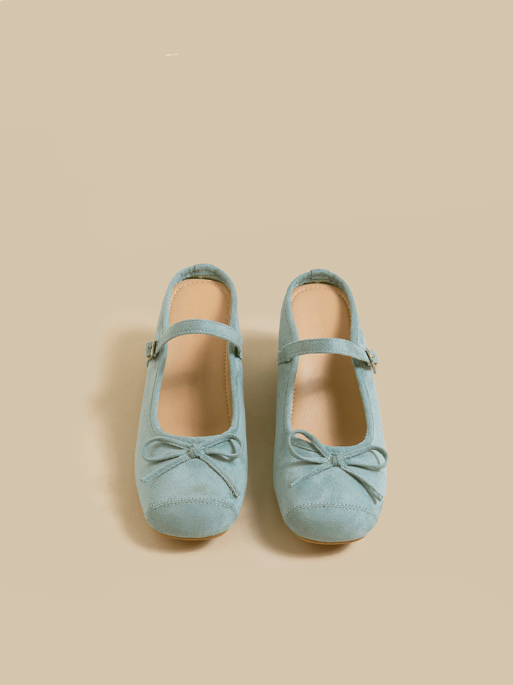 Lift Closed-Toe Bow Mules