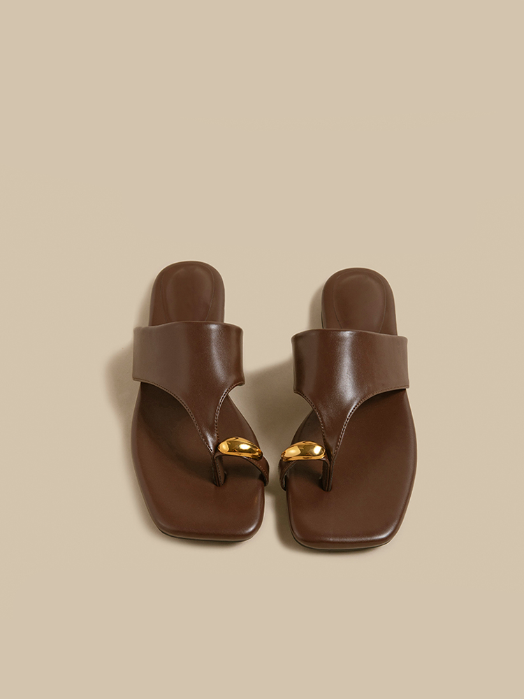 Lambskin Square Toe Toe-Loop Sandals
