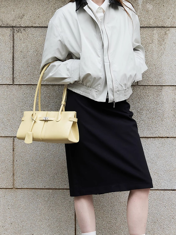 Leather Baguette Shoulder Bag