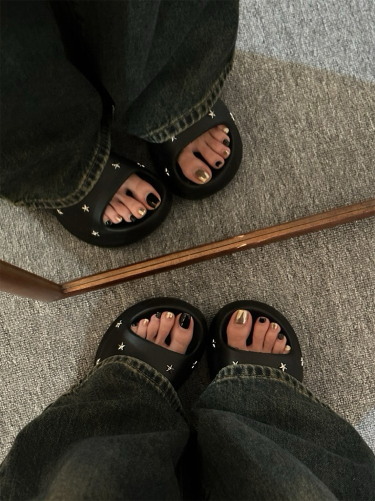 Star Platform Slide Sandals – Soft & Stylish Summer Shoes