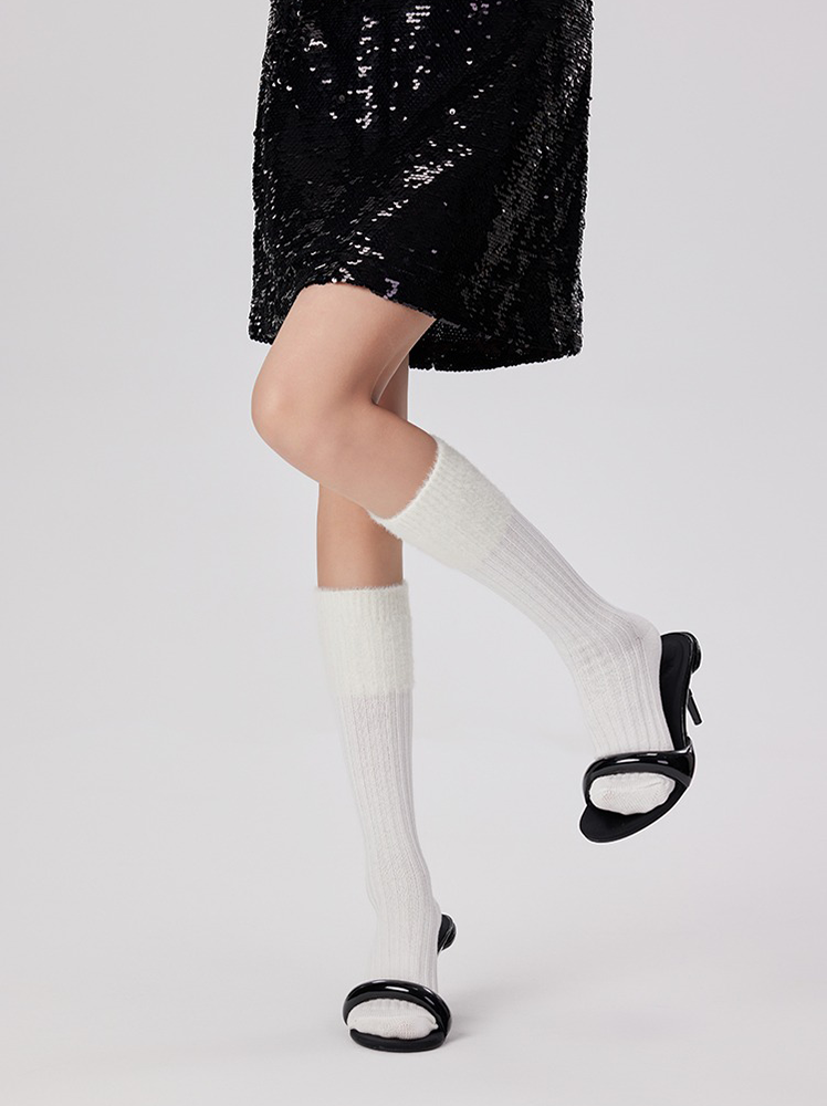 Stripe Furryy Soft Tight Knee High Women's Socks - Yangma