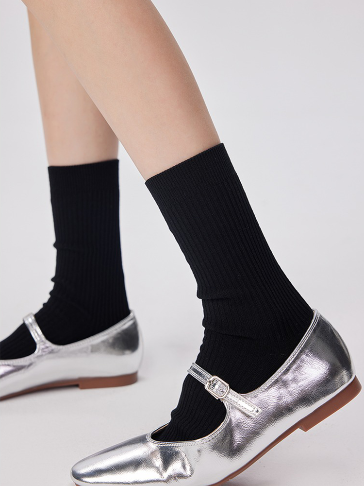 Athletic Aesthetic Women‘s Socks Stripe Knit Neutral Mid-Length Light - Yangma