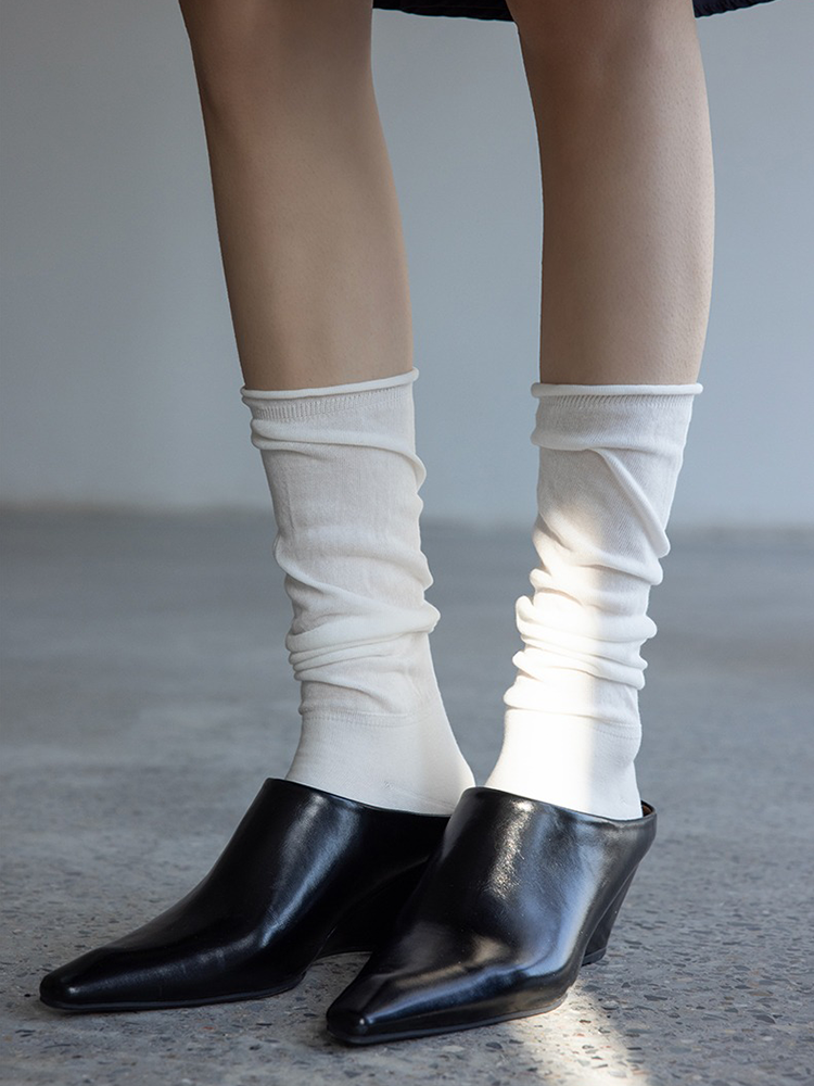 Ruffles Lady's Knee High Cotton Slouchy Socks - Yangma